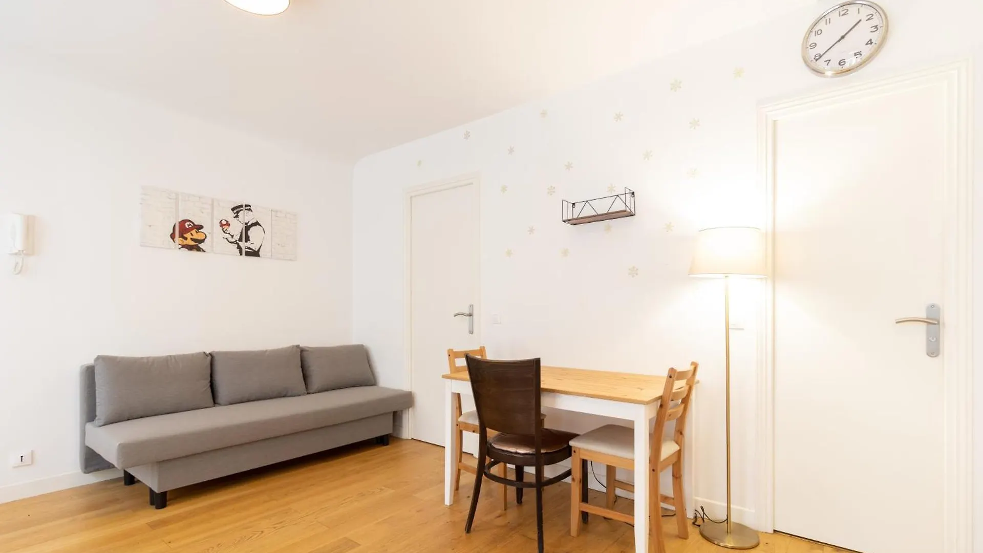 Cosy Flat Close To Arc De Triomphe Paris